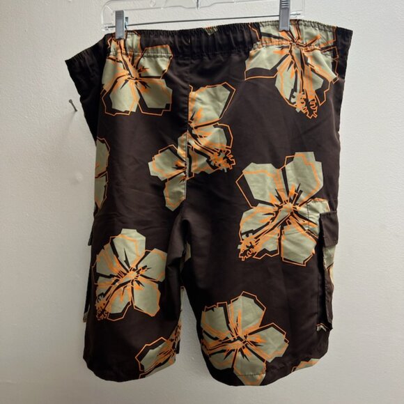 Men's board shorts with liner - Picture 5 of 10